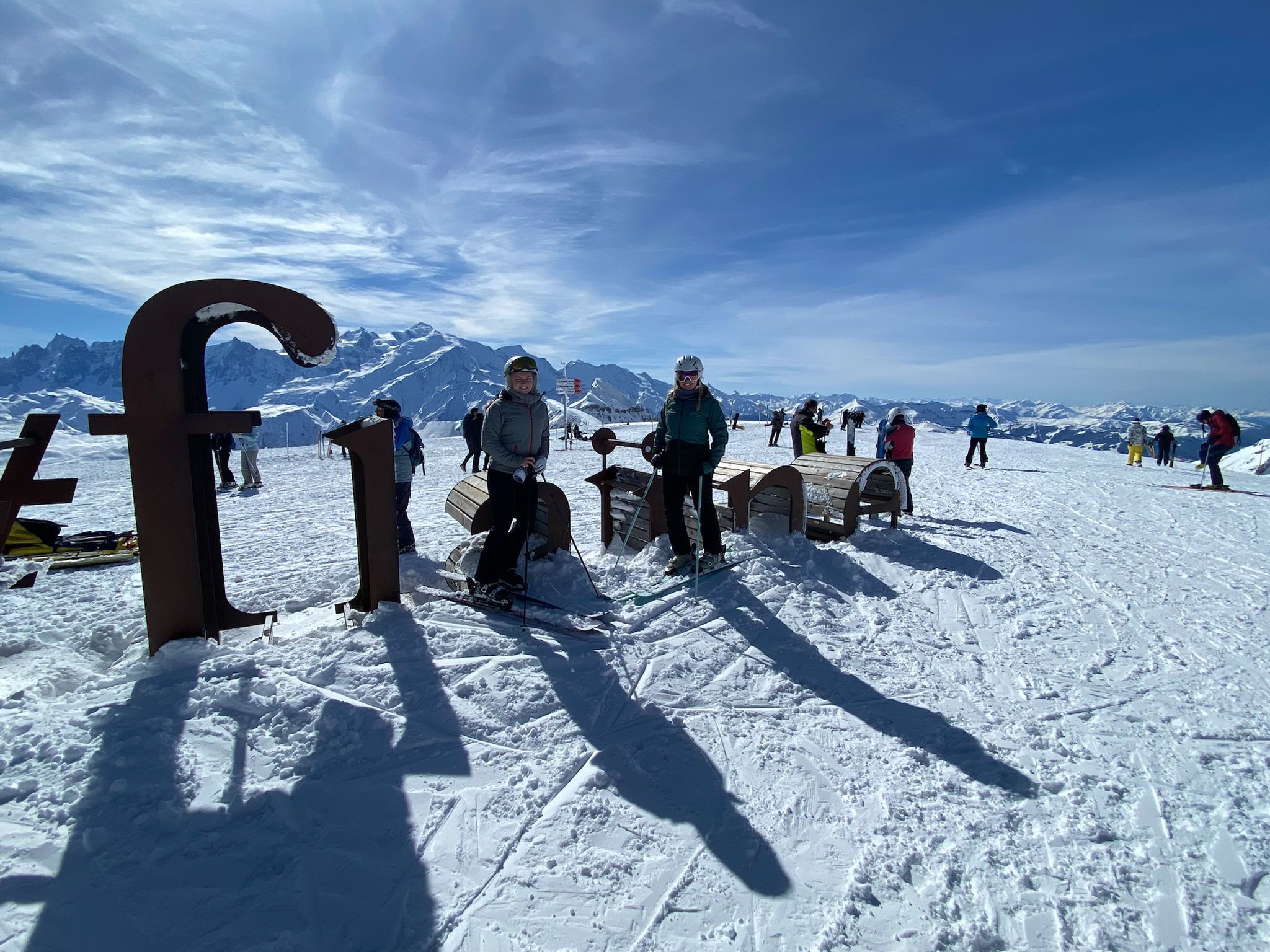 https://ski-i.com/Karen on the slopes of Flaine