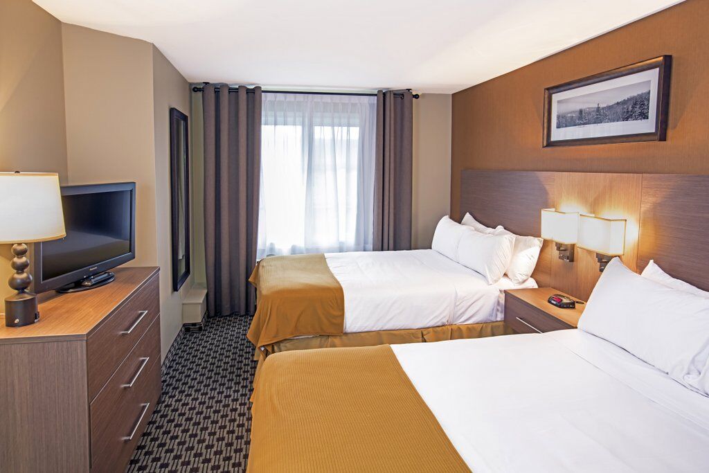 Holiday Inn Express & Suites, Tremblant